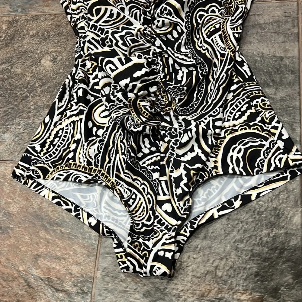 Black and White Patterned Women's One Piece Swimsuit